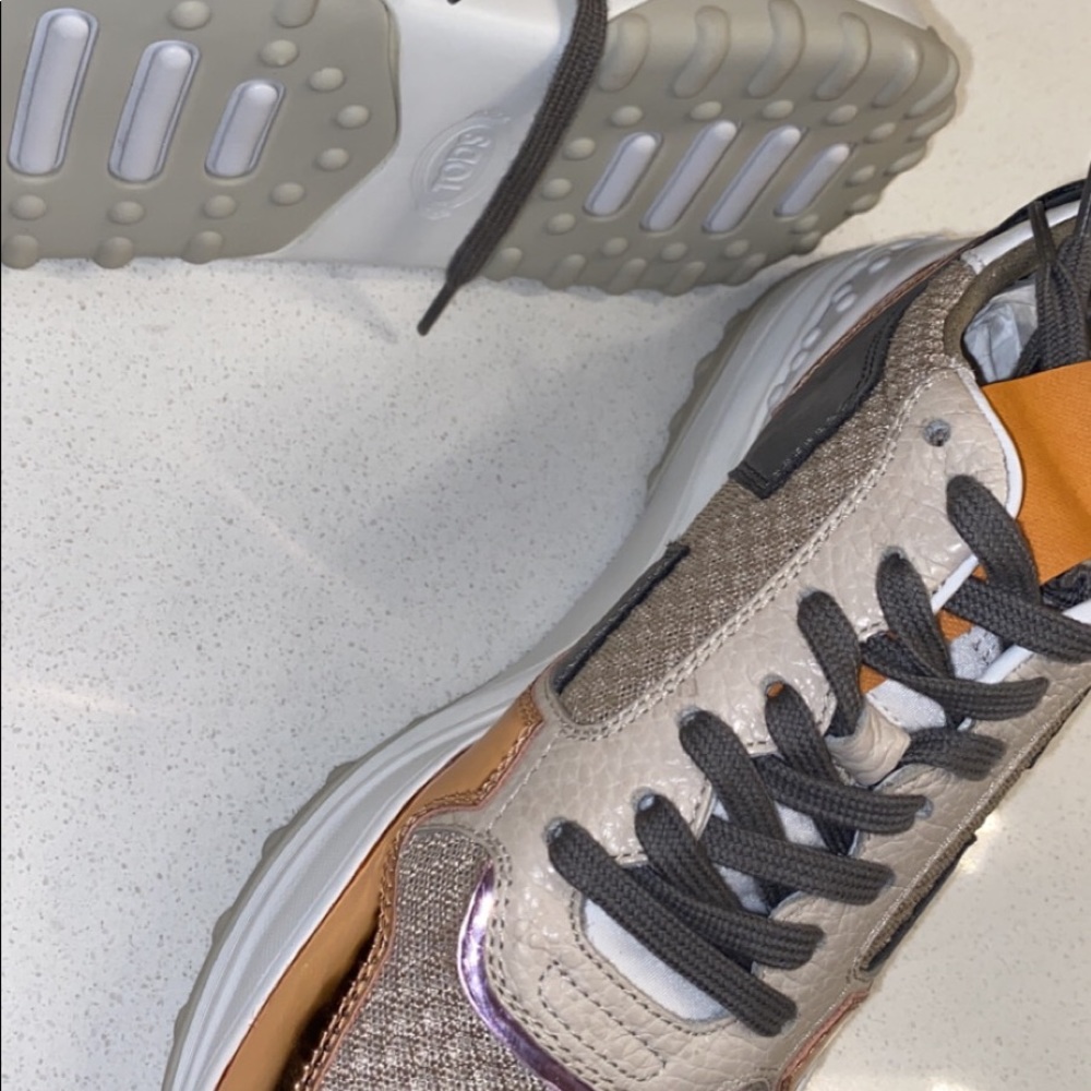 Tods - Picture 2 of 6